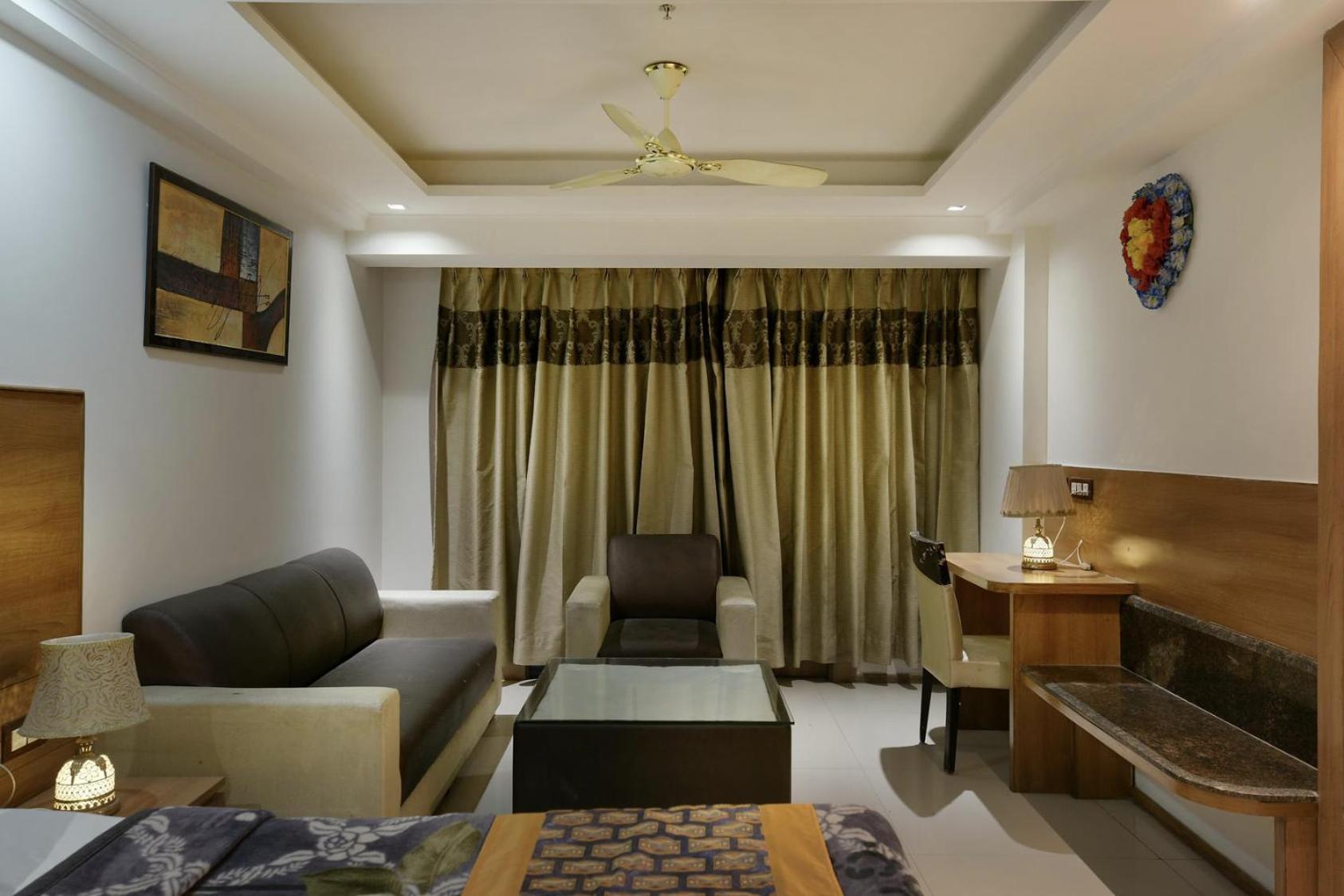 Hotel Lotus Paradise - Banquet & Dining - Near Murthal Sukhdev Rai ภายนอก รูปภาพ