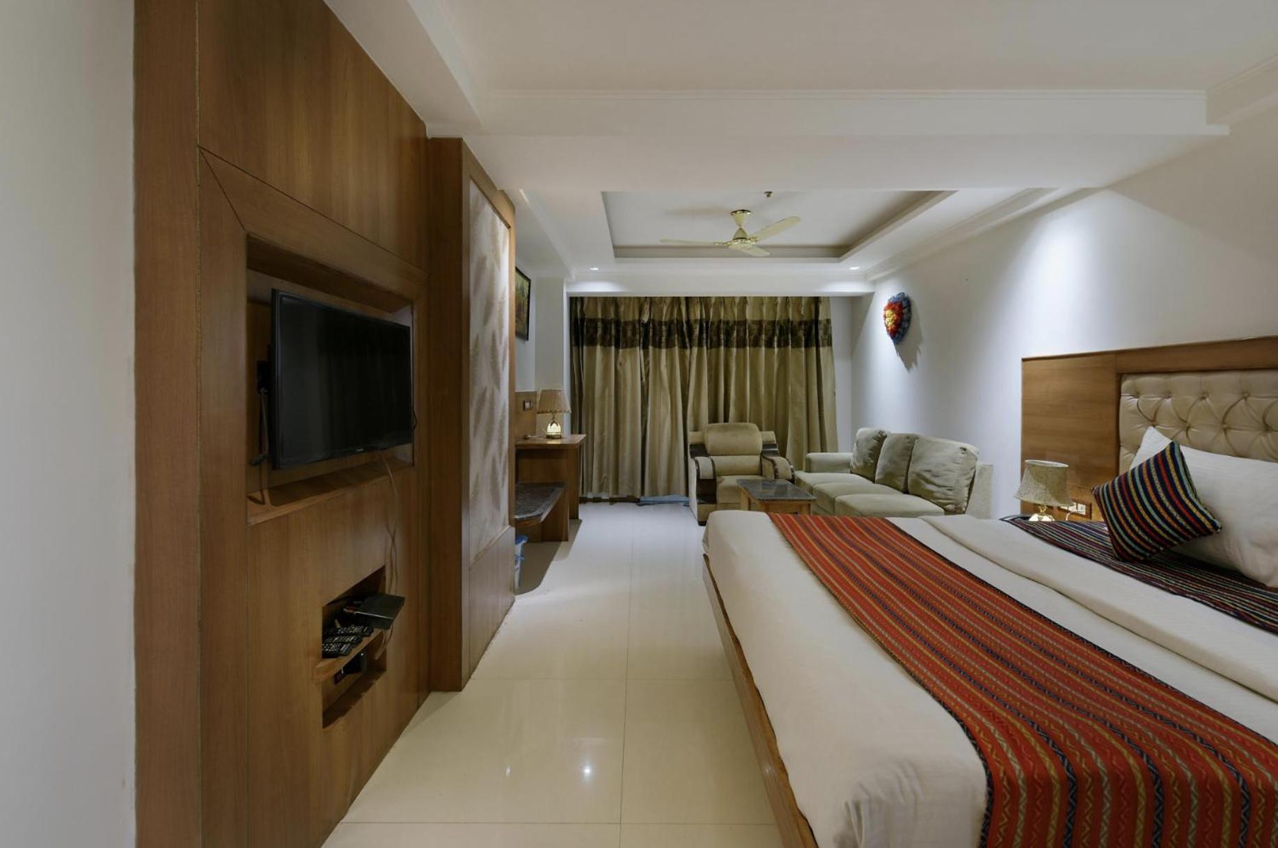 Hotel Lotus Paradise - Banquet & Dining - Near Murthal Sukhdev Rai ภายนอก รูปภาพ